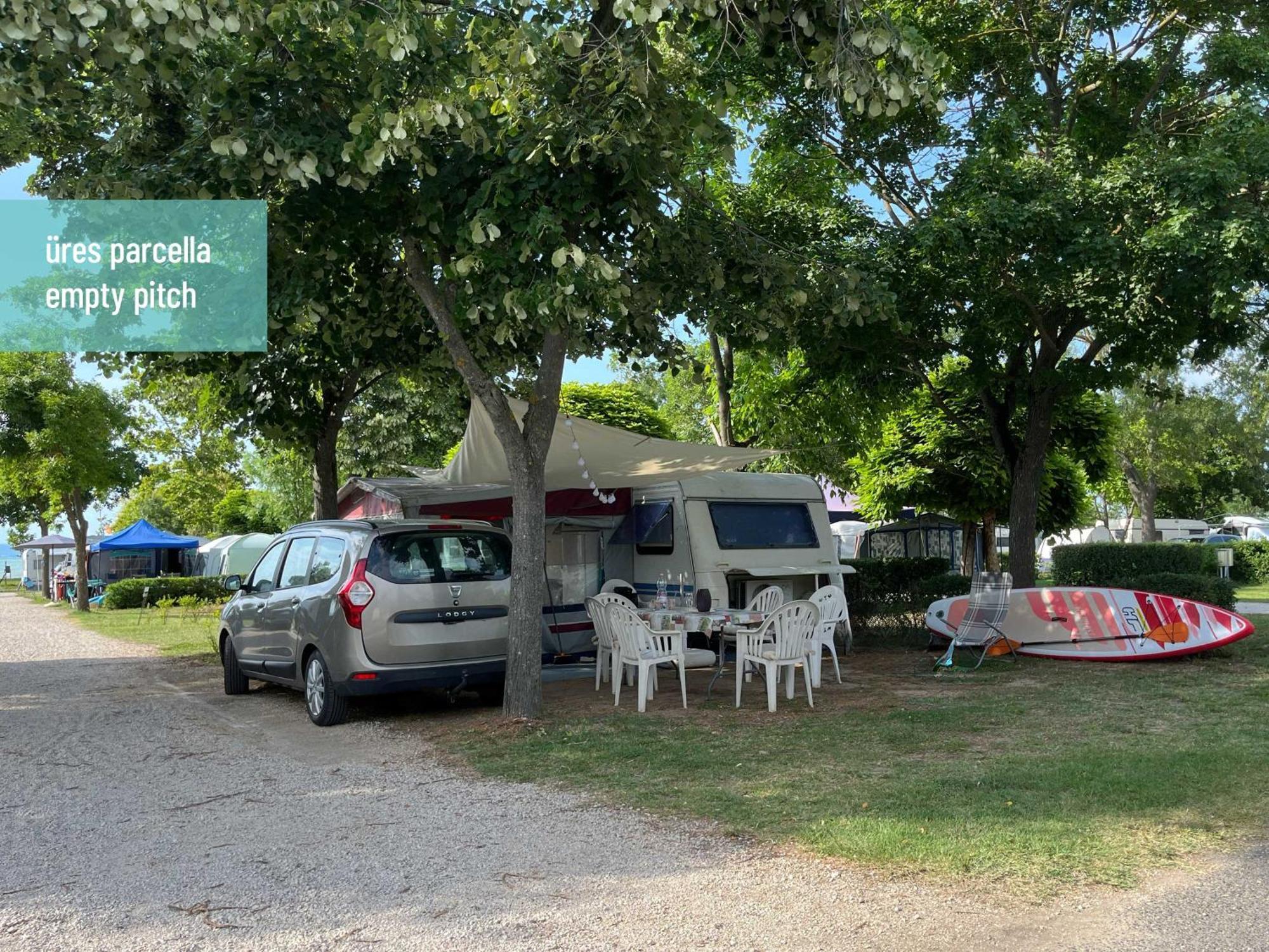Aranypart Camping & Apartments Шиофок Экстерьер фото