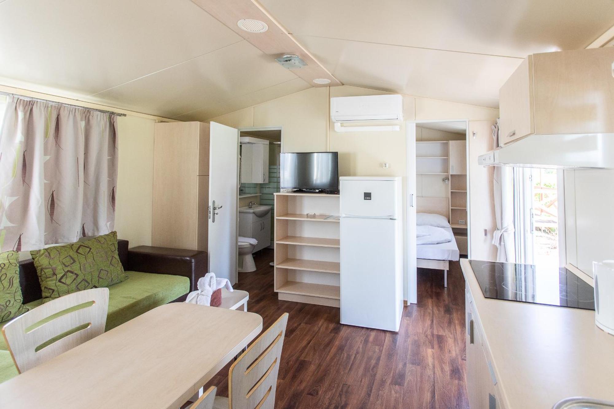 Aranypart Camping & Apartments Шиофок Экстерьер фото