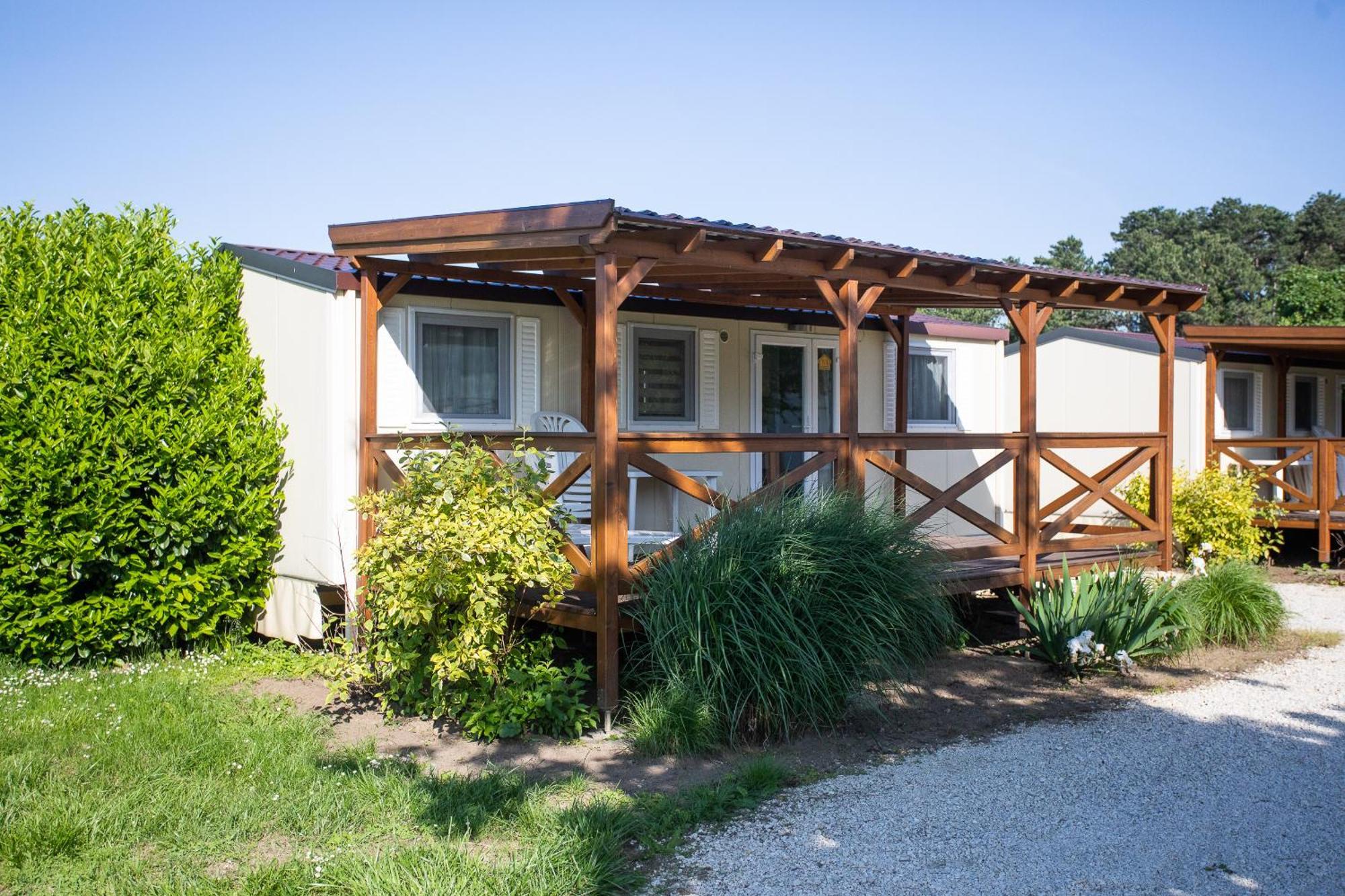 Aranypart Camping & Apartments Шиофок Экстерьер фото