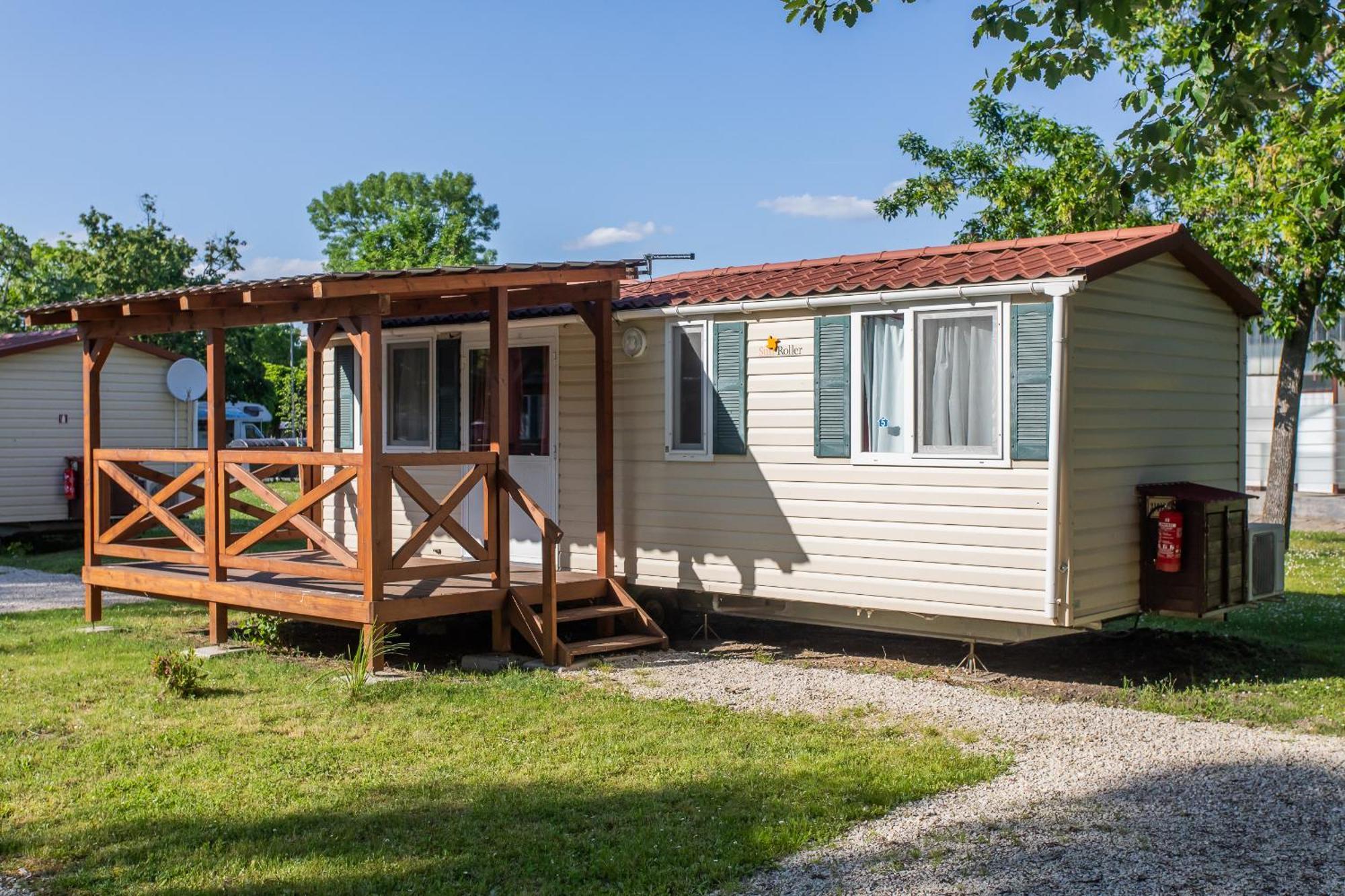 Aranypart Camping & Apartments Шиофок Экстерьер фото