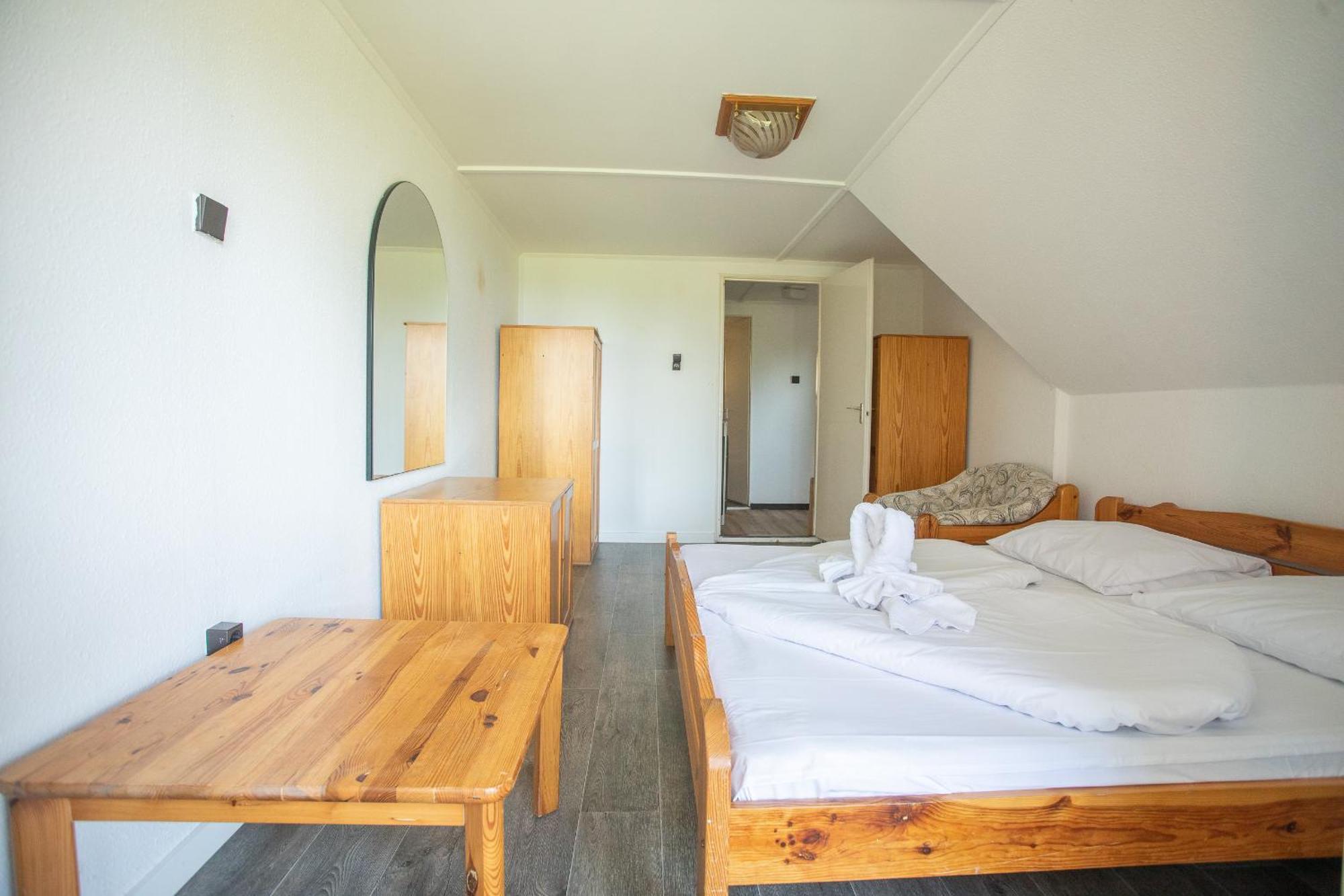 Aranypart Camping & Apartments Шиофок Экстерьер фото